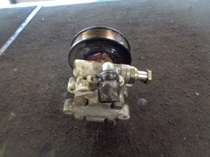 Gebruikte Servopomp Volkswagen Golf IV (1J1) 1.6 FSI 16V Prijs € 25,00 Margeregeling aangeboden door Westerhof autodemontage