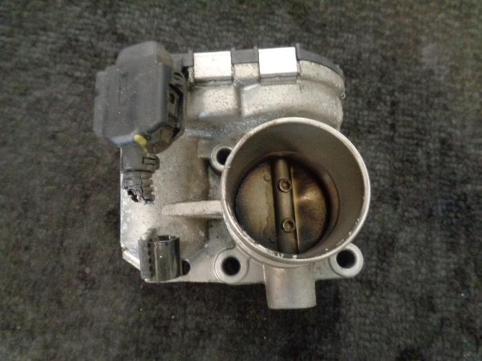 Gebruikte Gasklephuis Fiat Bravo (198A) 1.4 16V Prijs € 30,00 Margeregeling aangeboden door Westerhof autodemontage