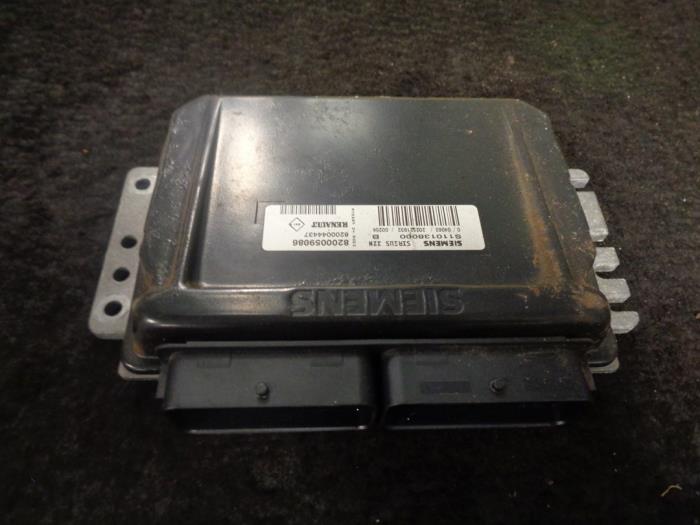Gebruikte Computer Motormanagement Renault Twingo (C06) 1.2 Prijs € 50,00 Margeregeling aangeboden door Westerhof autodemontage