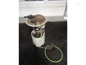 Gebruikte Benzinepomp Ford Ka II 1.2 Prijs € 35,00 Margeregeling aangeboden door Westerhof autodemontage