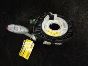 Gebruikte Combischakelaar Stuurkolom BMW Mini One/Cooper (R50) 1.6 16V Cooper Prijs € 30,00 Margeregeling aangeboden door Westerhof autodemontage