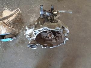 Gebruikte Versnellingsbak Volkswagen Fox (5Z) 1.2 Prijs € 200,00 Margeregeling aangeboden door Westerhof autodemontage