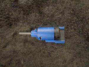 Gebruikte Schakelaar Remlicht Volkswagen Fox (5Z) 1.2 Prijs € 10,00 Margeregeling aangeboden door Westerhof autodemontage