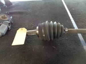 Gebruikte Steekas rechts-voor Mitsubishi Space Star (DG) 1.6 16V Prijs € 35,00 Margeregeling aangeboden door Westerhof autodemontage