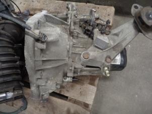 Gebruikte Versnellingsbak Renault Twingo III (AH) 1.0 SCe 70 12V Prijs € 275,00 Margeregeling aangeboden door Westerhof autodemontage