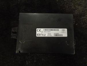 Gebruikte Computer Body Control Renault Twingo III (AH) 1.0 SCe 70 12V Prijs € 50,00 Margeregeling aangeboden door Westerhof autodemontage