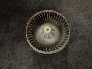 Gebruikte Kachel Ventilatiemotor Suzuki Swift (ZA/ZC/ZD1/2/3/9) 1.3 VVT 16V Prijs € 20,00 Margeregeling aangeboden door Westerhof autodemontage