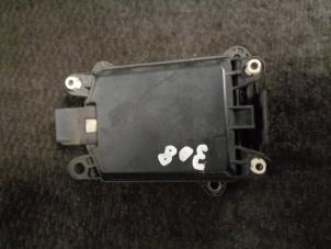 Gebruikte ACC Sensor (afstand) Peugeot 308 (L3/L8/LB/LH/LP) 2.0 GT HDi, Blue HDi 16V Prijs € 150,00 Margeregeling aangeboden door Westerhof autodemontage