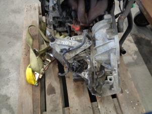 Gebruikte Versnellingsbak Nissan Note (E11) 1.4 16V Prijs € 150,00 Margeregeling aangeboden door Westerhof autodemontage