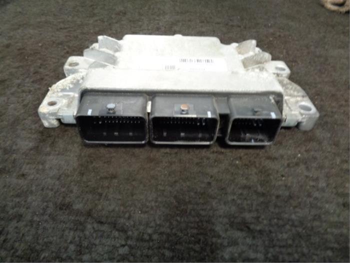 Gebruikte Computer Motormanagement Renault Grand Scénic III (JZ) 2.0 16V CVT Prijs € 150,00 Margeregeling aangeboden door Westerhof autodemontage
