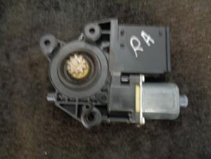 Gebruikte Motor portierruit Renault Grand Scénic III (JZ) 2.0 16V CVT Prijs € 30,00 Margeregeling aangeboden door Westerhof autodemontage