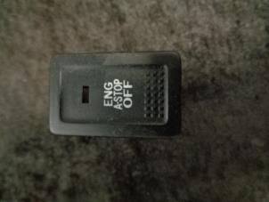 Gebruikte Start/Stop schakelaar Suzuki Splash 1.0 12V Prijs € 10,00 Margeregeling aangeboden door Westerhof autodemontage