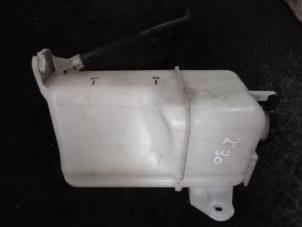 Gebruikte Koelvloeistof Reservoir Hyundai i30 (FD) 1.4 CVVT 16V Prijs € 10,00 Margeregeling aangeboden door Westerhof autodemontage