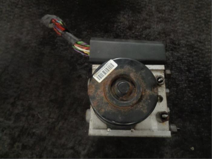 Gebruikte ABS Pomp Peugeot 207/207+ (WA/WC/WM) 1.4 16V Prijs € 100,00 Margeregeling aangeboden door Westerhof autodemontage