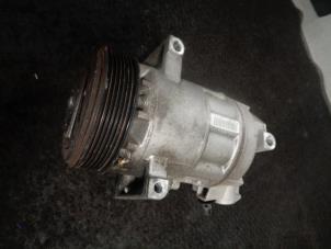 Gebruikte Aircopomp Renault Captur (2R) 0.9 Energy TCE 12V Prijs € 70,00 Margeregeling aangeboden door Westerhof autodemontage