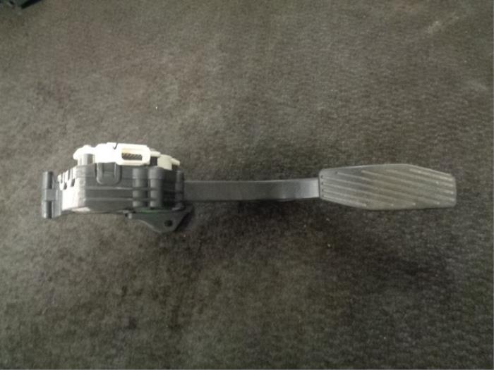 Gebruikte Gaspedaalpositie Sensor Opel Karl 1.0 12V Prijs € 25,00 Margeregeling aangeboden door Westerhof autodemontage