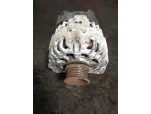 Gebruikte Dynamo Seat Ibiza III (6L1) 1.4 16V 100 Prijs € 40,00 Margeregeling aangeboden door Westerhof autodemontage