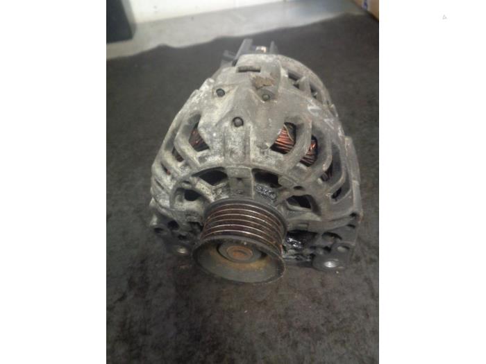 Gebruikte Dynamo Volkswagen Fox (5Z) 1.2 Prijs € 35,00 Margeregeling aangeboden door Westerhof autodemontage