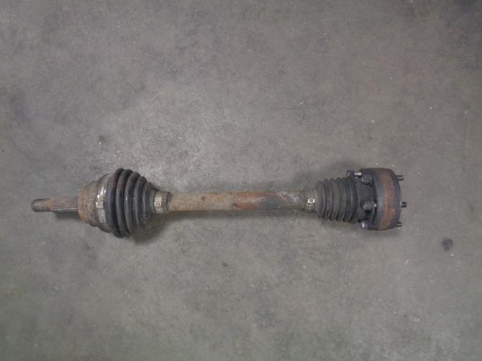 Gebruikte Aandrijfas links-voor Volkswagen Lupo (6X1) Prijs € 30,00 Margeregeling aangeboden door Westerhof autodemontage
