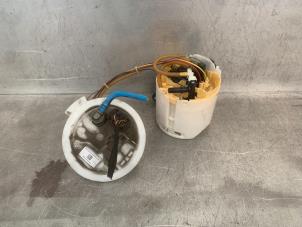 Gebruikte Brandstofpomp Elektrisch BMW 3-Serie Prijs € 80,00 Margeregeling aangeboden door Mettler BV