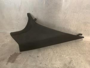 Gebruikte Stijlbekleding links-achter BMW 3-Serie Prijs € 25,00 Margeregeling aangeboden door Mettler BV