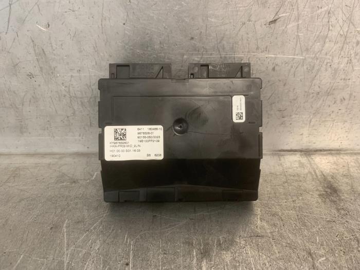 Gebruikte Module climatronic BMW 3-Serie Prijs € 30,00 Margeregeling aangeboden door Mettler BV