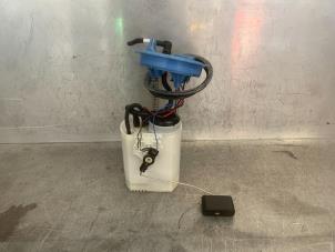Gebruikte Tank element Pomp Volkswagen Golf VIII (CD1) 1.5 TSI 16V Prijs € 30,00 Margeregeling aangeboden door Mettler BV