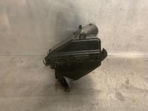 Gebruikte Luchtfilterhuis Mitsubishi ASX 1.8 DI-D HP MIVEC 16V Prijs € 50,00 Margeregeling aangeboden door Mettler BV