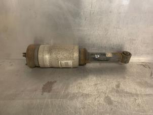 Gebruikte Schokdemperpoot links-voor Landrover Range Rover Sport (LS) 3.0 S TDV6 Prijs € 100,00 Margeregeling aangeboden door Mettler BV