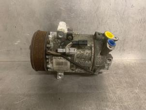Gebruikte Pomp Airco Renault Clio IV (5R) 0.9 Energy TCE 90 12V Prijs € 35,00 Margeregeling aangeboden door Mettler BV