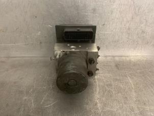 Gebruikte ABS Pomp Audi A6 Avant (C6) 3.2 V6 24V FSI Prijs € 100,00 Margeregeling aangeboden door Mettler BV