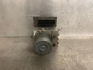 Gebruikte ABS Pomp Opel Corsa D 1.3 CDTi 16V ecoFLEX Prijs € 150,00 Margeregeling aangeboden door Mettler BV