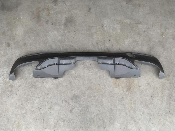 Gebruikte Diffuser achterbumper Mercedes ML-Klasse Prijs € 50,00 Margeregeling aangeboden door Mettler BV