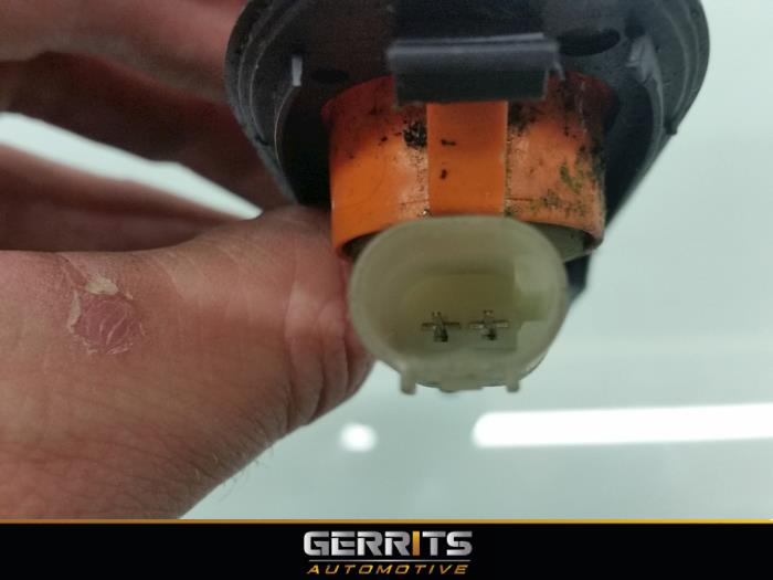 Richtingaanwijzer links van een MINI Mini One/Cooper (R50) 1.6 16V One 2006