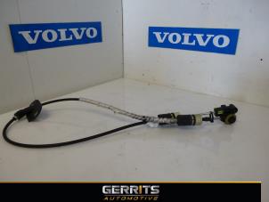 Gebruikte Schakelkabel Versnellingsbak Volvo V60 I (FW/GW) 1.6 T4 16V Prijs € 49,50 Margeregeling aangeboden door Gerrits Automotive