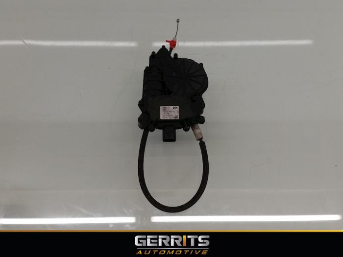 Gebruikte Module Centrale Deurvergrendeling Landrover Range Rover IV (LG) 3.0 TDV6 24V Prijs € 48,40 Margeregeling aangeboden door Gerrits Automotive BV