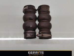 Gebruikte Intercooler Slang Citroen C4 Grand Picasso (UA) 1.6 HDiF 16V 110 Prijs € 21,98 Margeregeling aangeboden door Gerrits Automotive BV