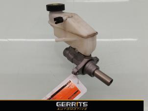 Gebruikte Hoofdremcilinder Toyota Yaris II (P9) 1.33 16V Dual VVT-I Prijs € 25,30 Margeregeling aangeboden door Gerrits Automotive BV