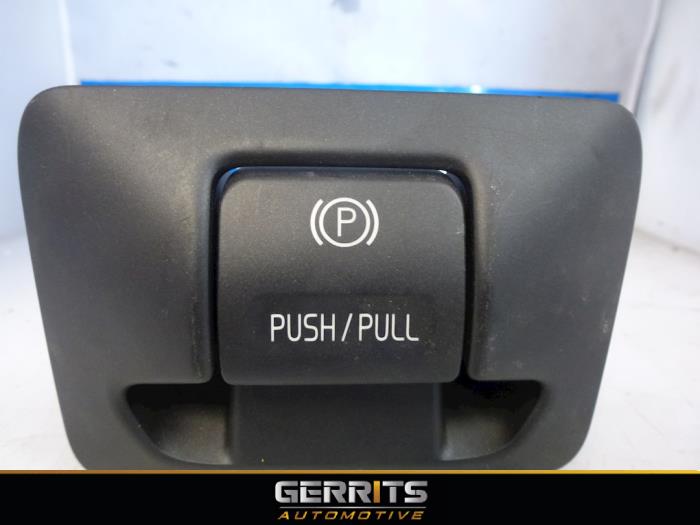 Gebruikte Handrem schakelaar Volvo V70 (BW) 3.0 T6 24V AWD Prijs € 19,99 Margeregeling aangeboden door Gerrits Automotive BV
