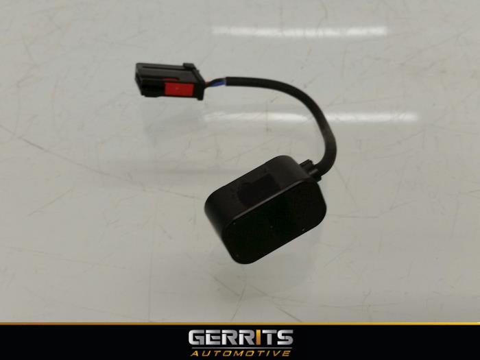 Gebruikte Microfoon Opel Insignia 2.0 Turbo 16V Ecotec Prijs € 21,98 Margeregeling aangeboden door Gerrits Automotive BV