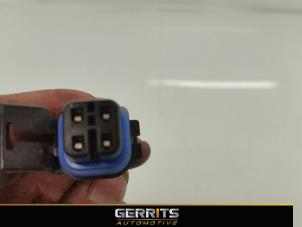 Lambda Sonde van een Opel Insignia 2.0 Turbo 16V Ecotec 2010