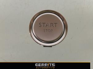 Gebruikte Start/Stop schakelaar Peugeot 3008 II (M4/MC/MJ/MR) 1.6 BlueHDi 120 Prijs € 19,99 Margeregeling aangeboden door Gerrits Automotive BV