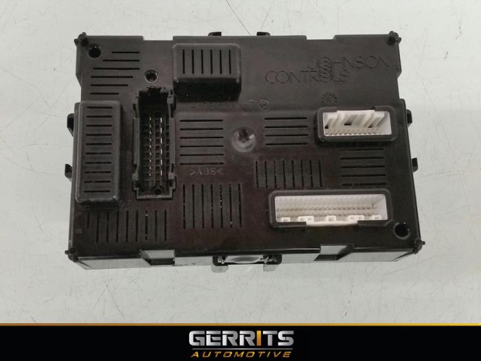 Gebruikte Bodycontrol Module Nissan Note (E11) 1.6 16V Prijs € 74,80 Margeregeling aangeboden door Gerrits Automotive BV