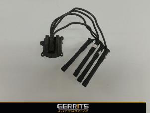 Gebruikte Bobine Renault Twingo II (CN) 1.2 16V Prijs € 27,48 Margeregeling aangeboden door Gerrits Automotive BV