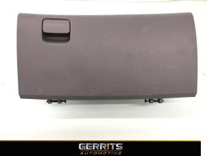 Gebruikte Dashboardkastje Hyundai H-300 2.5 CRDi Prijs € 44,00 Margeregeling aangeboden door Gerrits Automotive BV