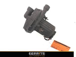 Gebruikte Secundaire Pomp Volkswagen Touareg (7LA/7L6) 3.2 V6 24V Prijs € 112,20 Margeregeling aangeboden door Gerrits Automotive BV