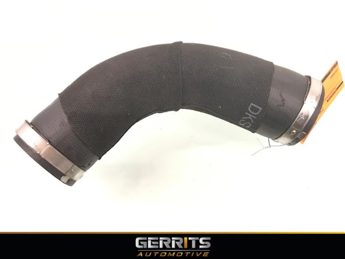 Gebruikte Intercooler Slang Audi A6 Avant (C7) 3.0 TDI V6 24V Quattro Prijs € 38,50 Margeregeling aangeboden door Gerrits Automotive BV
