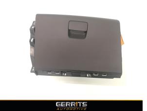 Gebruikte Dashboardkastje Hyundai i10 (B5) 1.0 12V Prijs € 43,98 Margeregeling aangeboden door Gerrits Automotive
