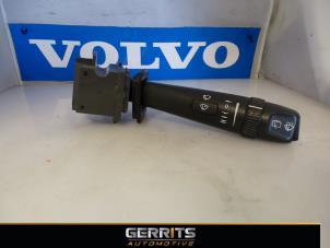Gebruikte Ruitenwis Schakelaar Volvo V70 (SW) 2.4 D5 20V Prijs € 24,99 Margeregeling aangeboden door Gerrits Automotive BV