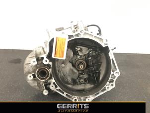 Gebruikte Versnellingsbak Opel Astra J Sports Tourer (PD8/PE8/PF8) 1.6 CDTI 16V Prijs € 541,50 Margeregeling aangeboden door Gerrits Automotive BV